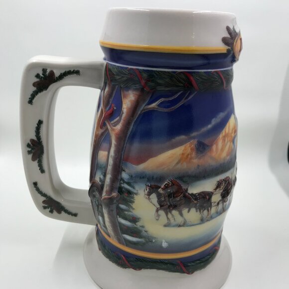 Budweiser Holiday Stein Mug 2000 The Clydesdale Legacy Holiday in the Mountains - Picture 5 of 12
